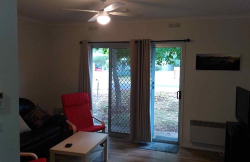 Bright Apartment | Ageri Holiday Unit