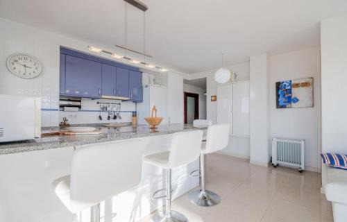 Roses Town Center Apartment | Agi Cap Trencat