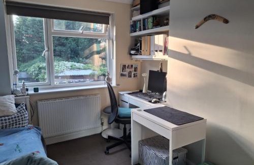 Hamble-le-Rice House | Agi's room
