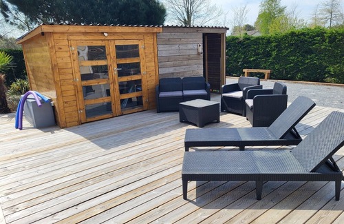 Carcans House | Agréable Maison Familial Avec Piscine Sécurisée par un Dôme