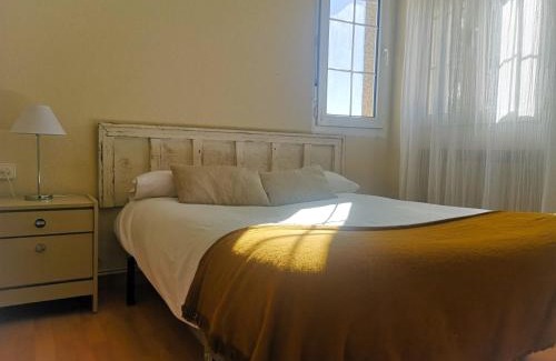 San Cristobal de Segovia House | Agradable casa con jardín: Casasola