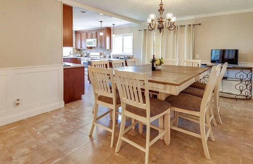 Mission Viejo House | AGRADO GETAWAY: Lake Mission Viejo, Beaches Newport,Dana Pt,Laguna,San Clemente