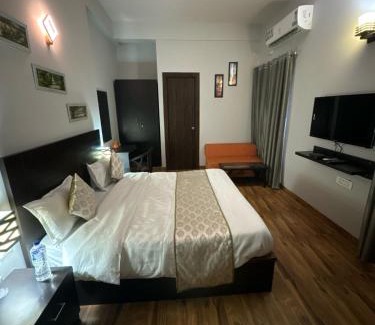 Mathura Apartment | Agrawal hotels