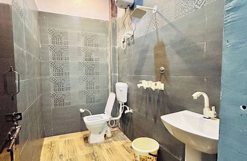 Mathura Hotel | AGRAWAL INN Guest House