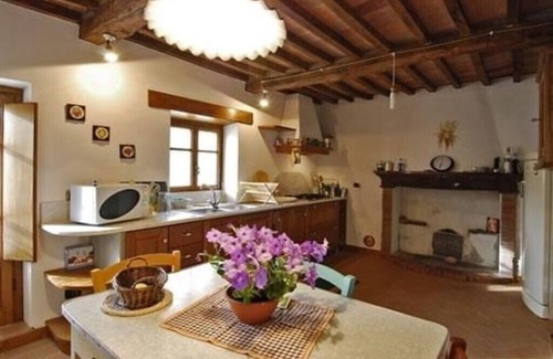 San Romano in Garfagnana Villa | Agriturismo Borgo del Sole, private pool, beautiful view, wifi,