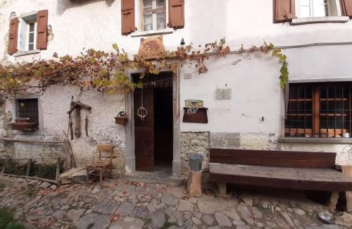 San Giovanni Bianco House | Agriturismo Cascina Gervasoni