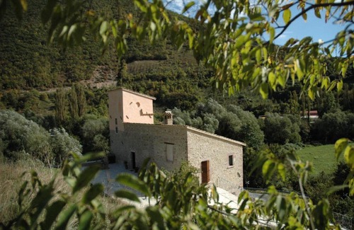 Cerreto di Spoleto House | Agriturismo Casale La Palombara