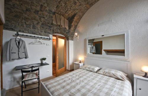 Mandello del Lario House | Agriturismo Crotto Di Somana