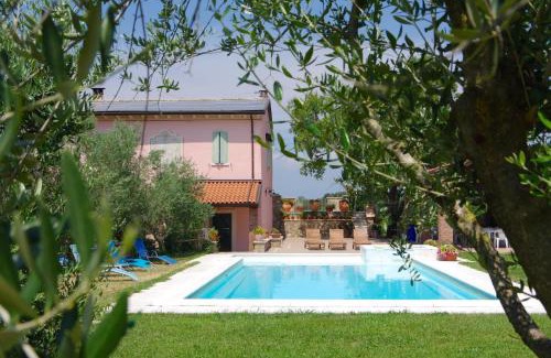 Monzambano House | Agriturismo La Casa Del Mandorlo