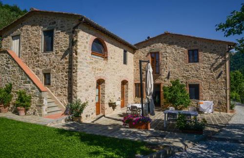 Pescia House | Agriturismo La Marginella