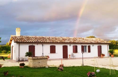 Spello House | AGRITURISMO " LE SERRE"