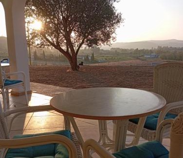 Loculi House | Agriturismo Neunele