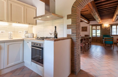 Cortona Other | Agriturismo Pierle Cuiano La Loggia with Mountain View, Shared Pool and Wi-Fi