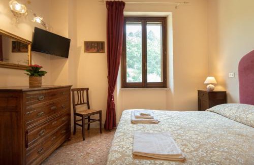 Capodacqua House | Agriturismo Villa Val D'Olivi