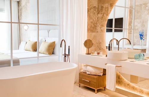 Santa Eulalia del Rio Hotel | Aguas de Ibiza Grand Luxe Hotel