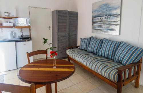 L'Agulhas Apartment | Agulhas - Wyn & Wind