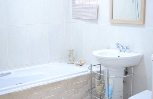 Bedfordview House | Ah Ha Guest House