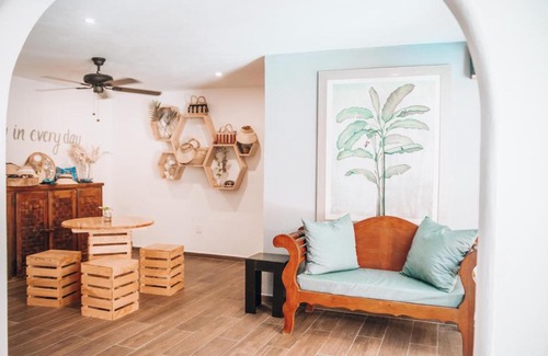12th Street Hotel | Ahava Hotel