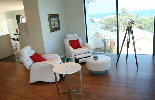 Humewood House | Ahoy Boutique Hotel