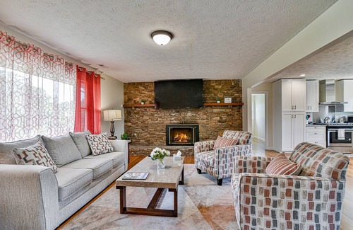Asheville House | Aiken Rd - 6 BR - hot tub and game room