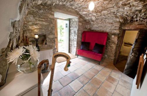 Selkirk House | Aikwood Tower