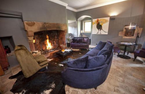 Selkirk House | Aikwood Tower