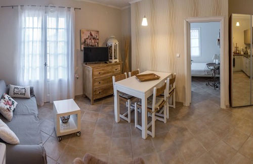 Kariotai House | Ailanto Relaxing House