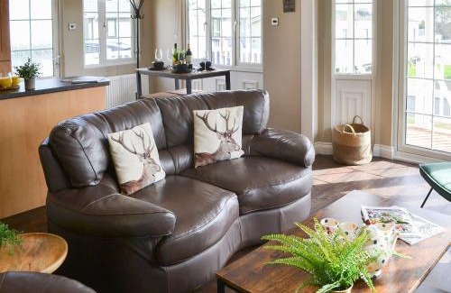 Swarland House | Aintree Lodge
