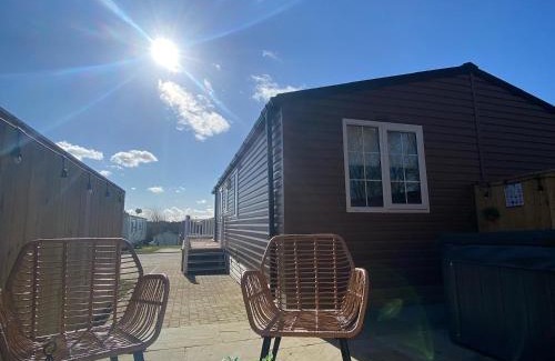 Swarland House | Aintree Lodge - Hot Tub - Northumberland