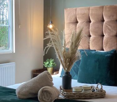 Swarland House | Aintree Lodge - Hot Tub - Northumberland