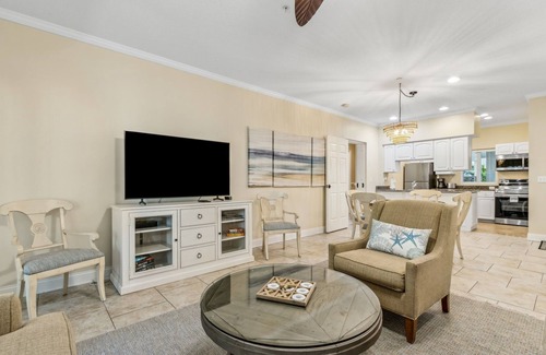 Fernandina Beach Condo | AIP Resort/Spacious/10 Min. Walk to the Beach/Updated Furniture