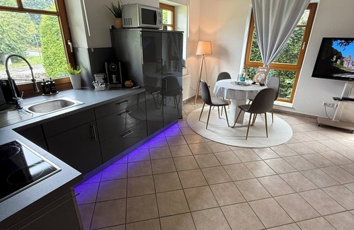 Horn Apartment | Air-conditioned, freshly renovated maisonette apartment + wallbox (perfect location in Horn)