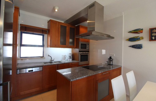 Montes de Alvor Apartment | AIR-CONDITIONED 2-BEDROOM APARTMENT IN RESIDENCE WITH LARGE SWIMMING POOL