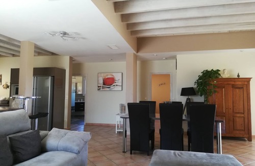 Saint-Hippolyte Villa | Air-conditioned villa with heated pool and jacuzzi