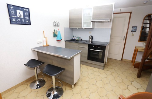Saint-Cyprien Plage Ski Chalet | Air-conditioned house with beautiful terrace near port