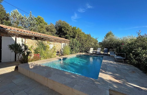 Flayosc Villa | Air-conditioned stone villa between sea and lake FLAYOSC PROVENCE