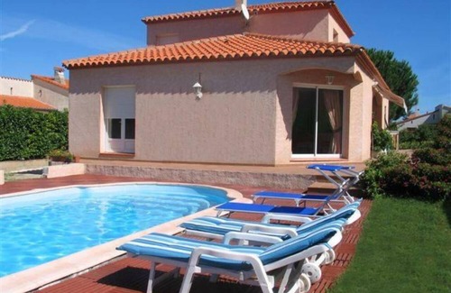 Sorede Villa | AIR-CONDITIONED VILLA GARDEN SWIMMING POOL CLASS 4*