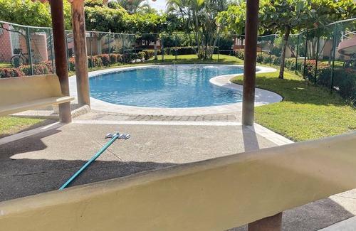 Ixtapa Condo | Air-conditioned Zihuatanejo - Close To Beaches & World Class Snorkeling! 2 Bedroom Condo by Redawning