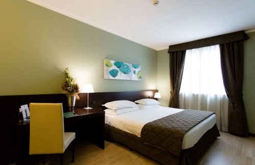 Leini Hotel | Air Palace Hotel
