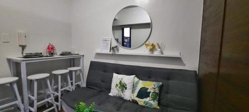 San Antonio Apartment | Air Residences 37F-City View