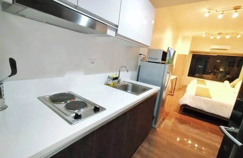 San Antonio Apartment | Air Residences-The House of Five