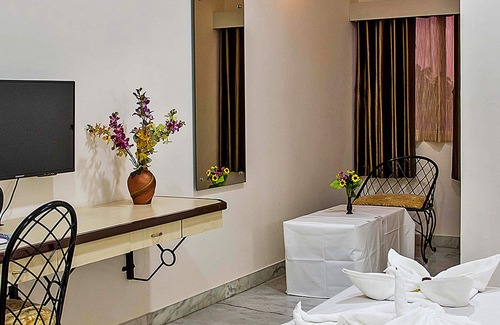 Bengaluru Hotel | Airavatha Residency