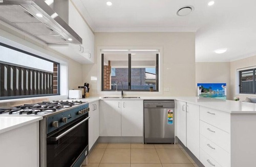 Marsden Park House | Aircabin | Marsden Park | Lovely｜4 Beds House