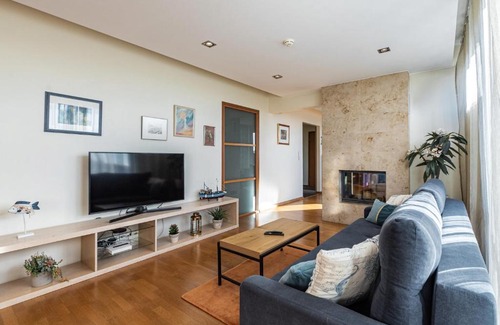 Kesklinn Apartment | AirHome - The Admiral House