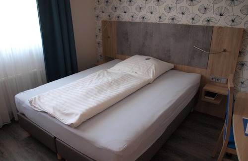 Eil Hotel | Airport BusinessHotel Köln