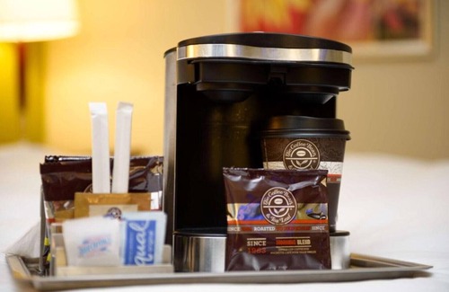 Burlingame House | Airport convenience outside San Francisco