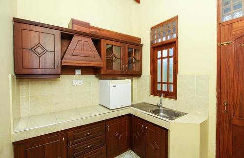 Andiambalama Hotel | Airport Green View Resort