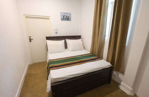 Andiambalama Hotel | Airport Green Villa