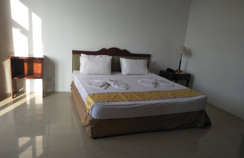 Ekala Hotel | Airport Hotel Dream Paradise