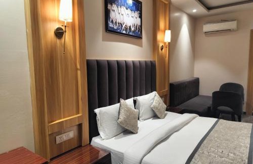 Mahipalpur Extension Hotel | Airport Hotel Lotus Villa 10 minutes Delhi Aerocity Metro